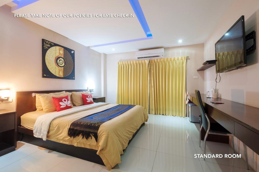 Zen Rooms Lk Metro Pattaya Bagian luar foto