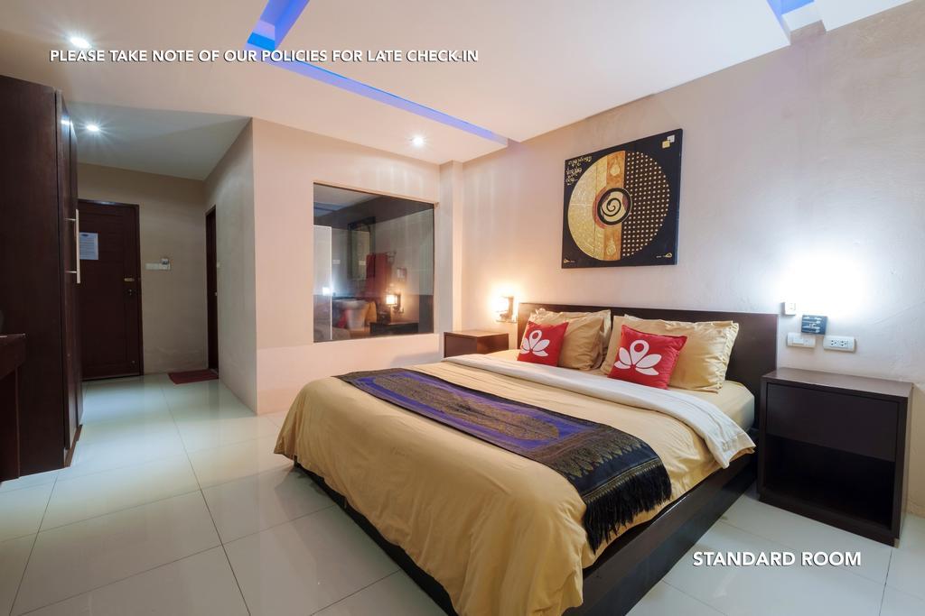Zen Rooms Lk Metro Pattaya Bagian luar foto